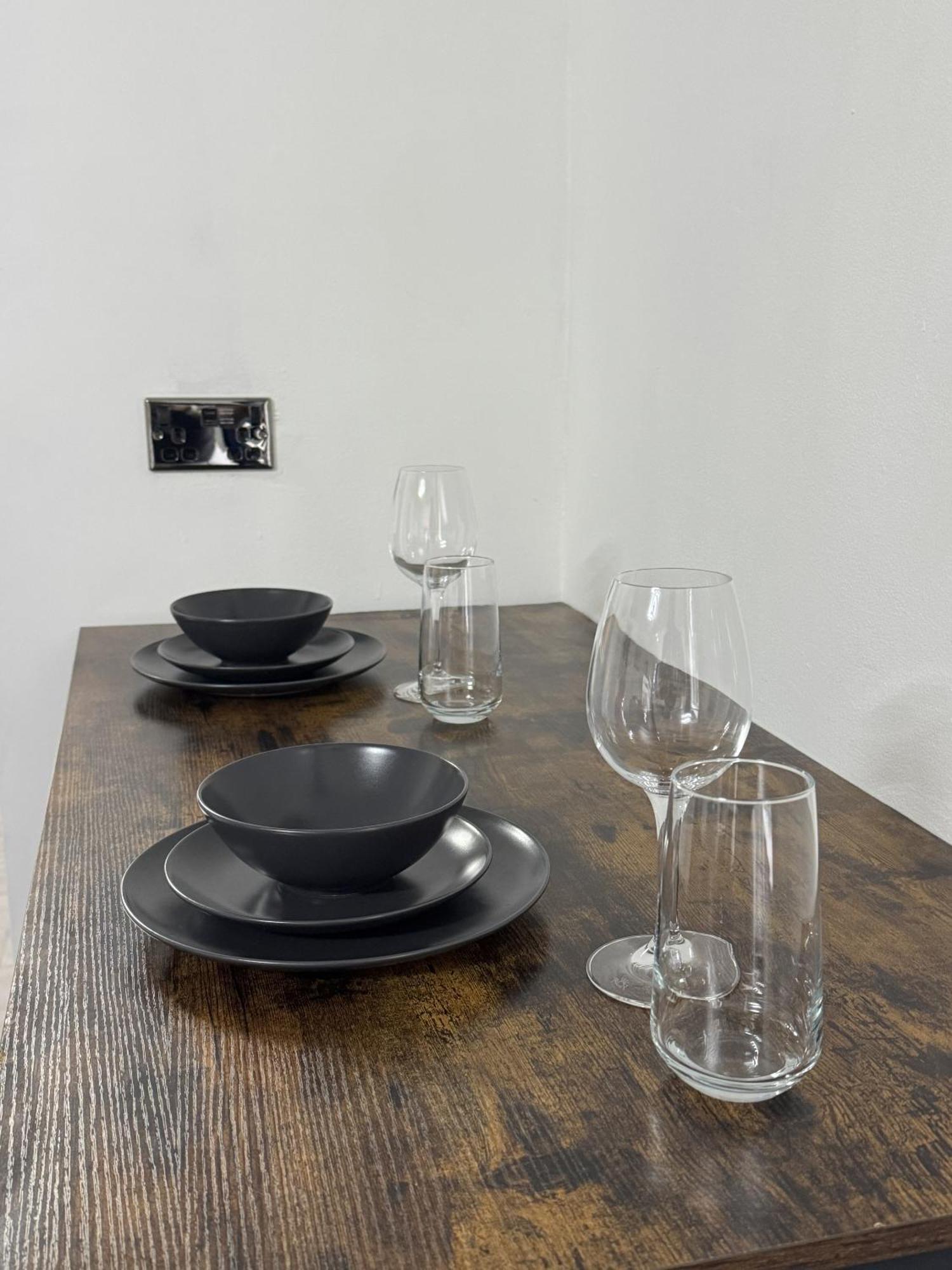 Apartment Cosy 2 Double Bedroom In Ancoats 7 Minutes From Coop Live, Etihad Stadium & Centre- Free Parking Available *