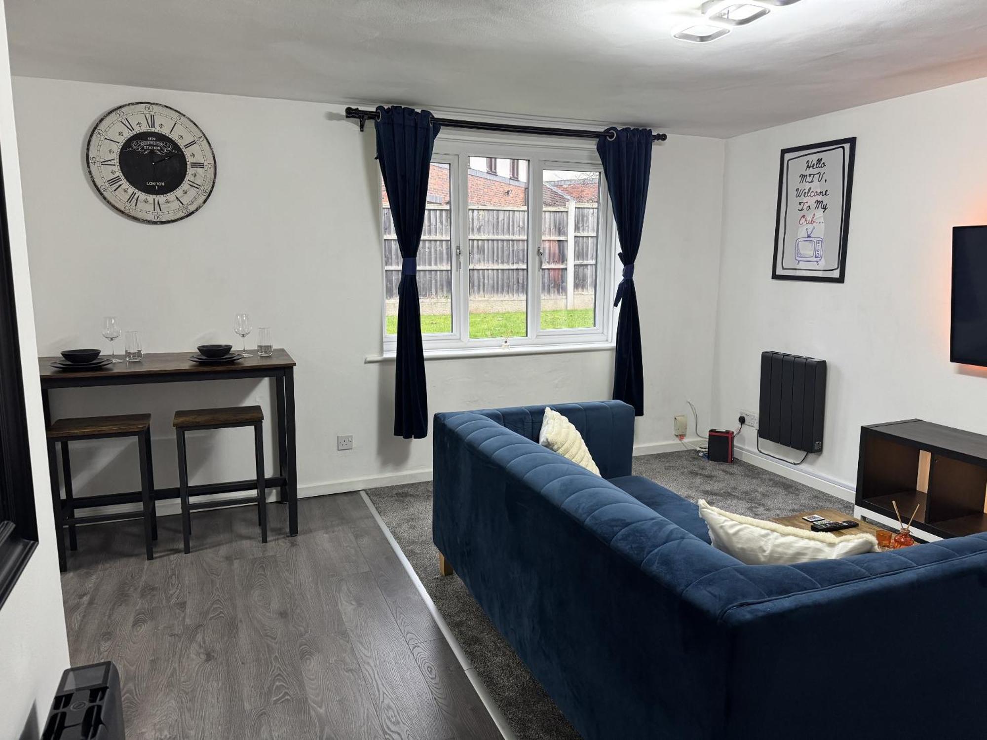Apartment Cosy 2 Double Bedroom In Ancoats 7 Minutes From Coop Live, Etihad Stadium & Centre- Free Parking Available