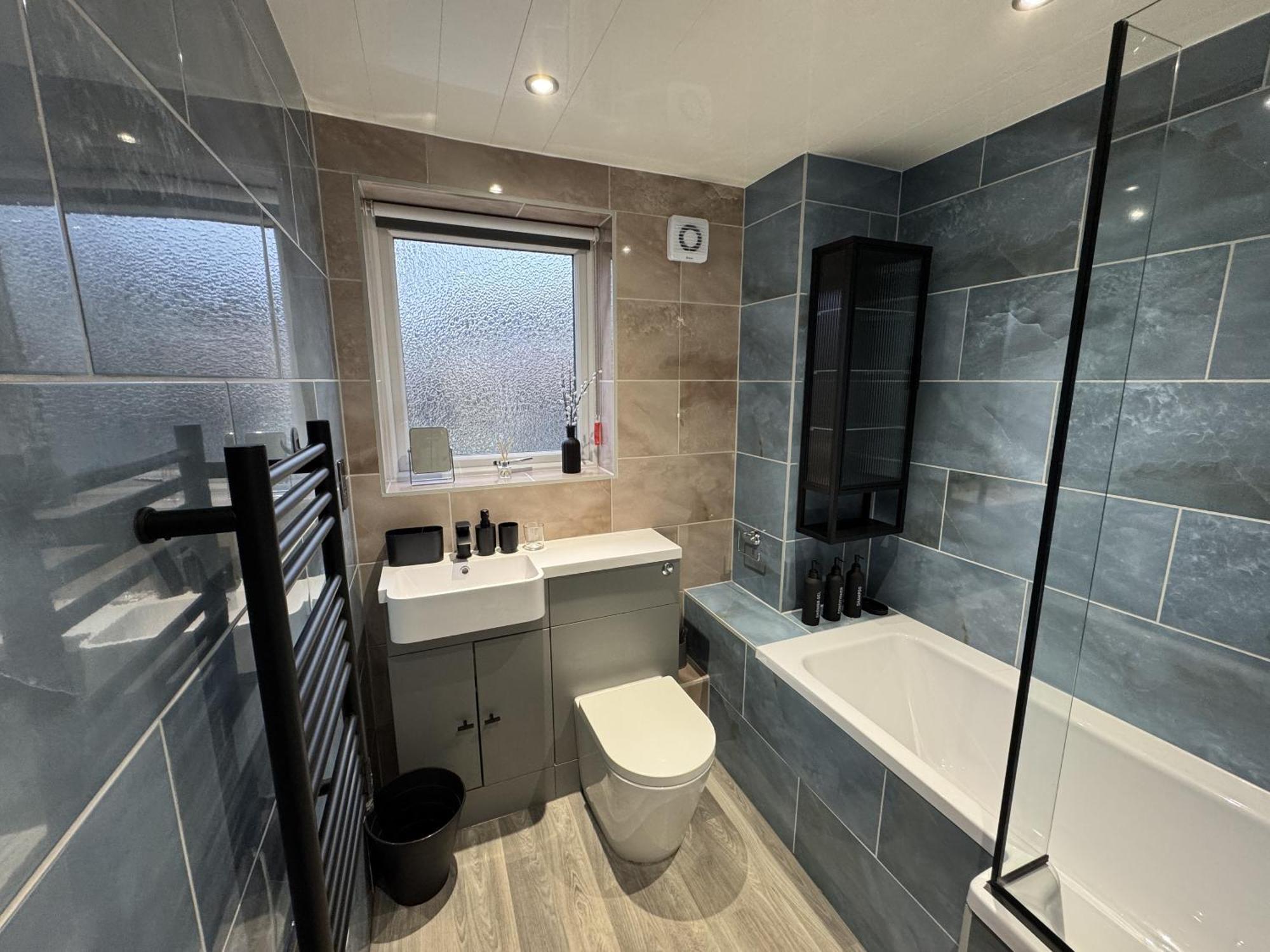 Cosy 2 Double Bedroom In Ancoats 7 Minutes From Coop Live, Etihad Stadium & Centre- Free Parking Available